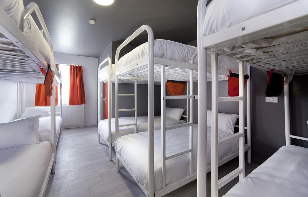 ニューカッスル・アポン・タイン Sleeperdormホステル 部屋 写真